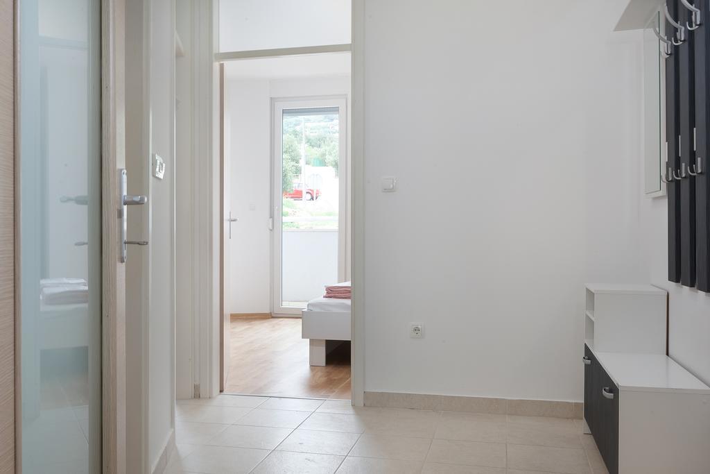 Sunshine Apartment Makarska Exterior photo